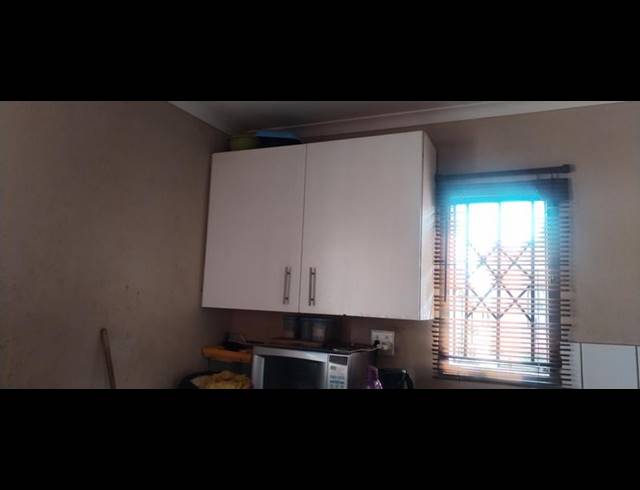 2 BEDROOM PROPERTY TO RENT IN PALM RIDGE